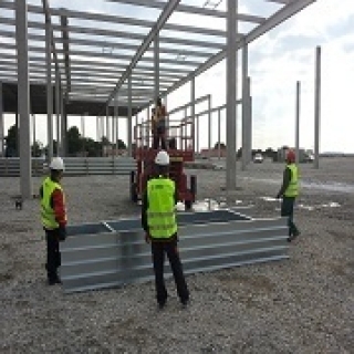 Hala 60 000m2-świetliki dachowe